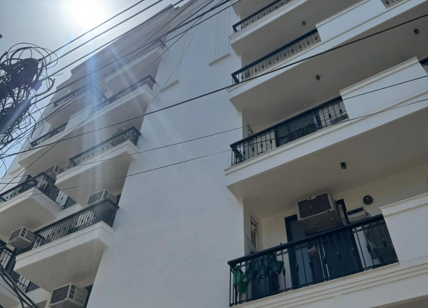 Luxury One Bedroom Hideaway Gurgaon India